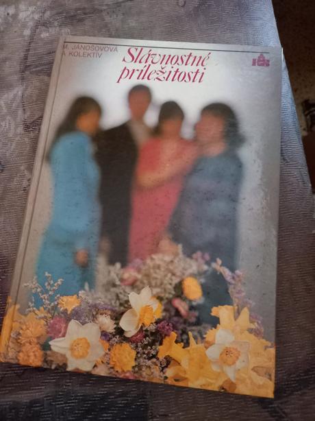 Kniha slávnostné príležitosti, 