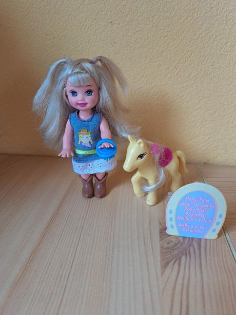 Barbie shelly pony time 2005, 