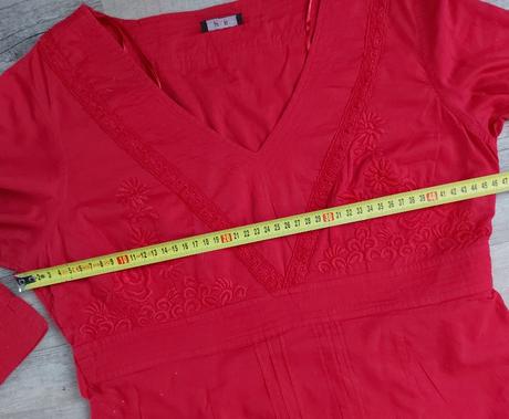 Červená vyšívaná blúzka, f&f,40