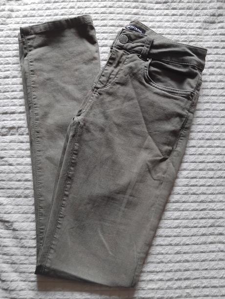 Kaki rifle, s
