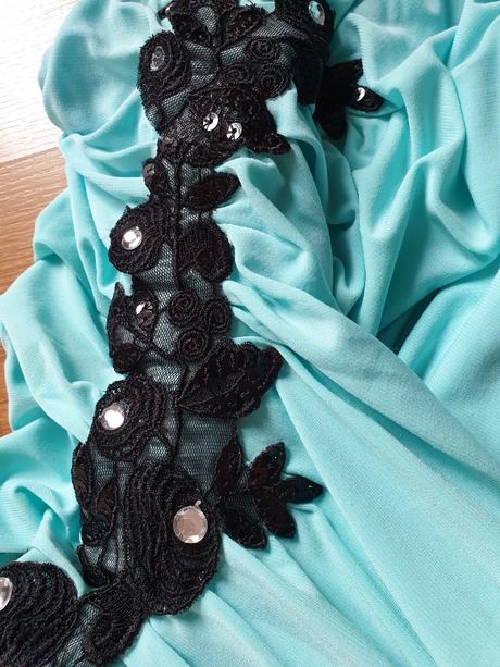 Elastické tyrkysové šaty, m