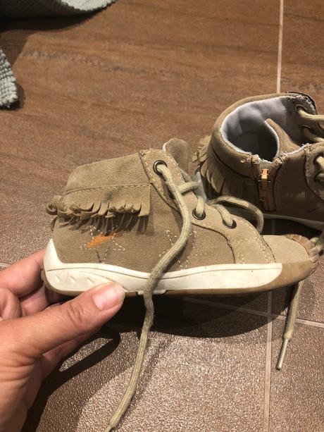 Jesene či jarné topanky, 25