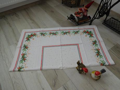 Obrus s vianočným motívom bavlnený, 