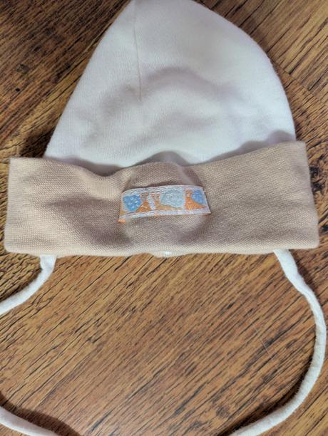 Prechodná čiapka, 62