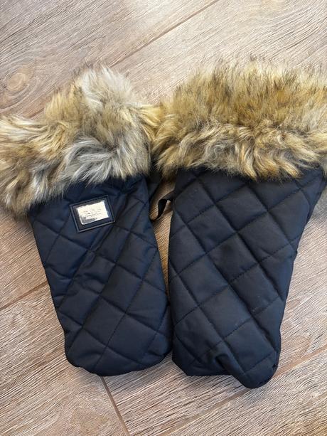 Bjallra fusak a rukavice, bjällra