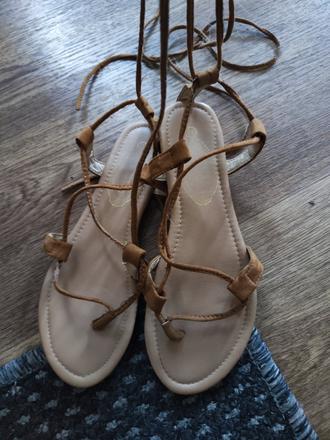 Žabky na viazanie 38, 38