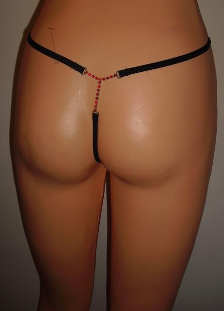 Sexy s kamienkami tangaciky, s