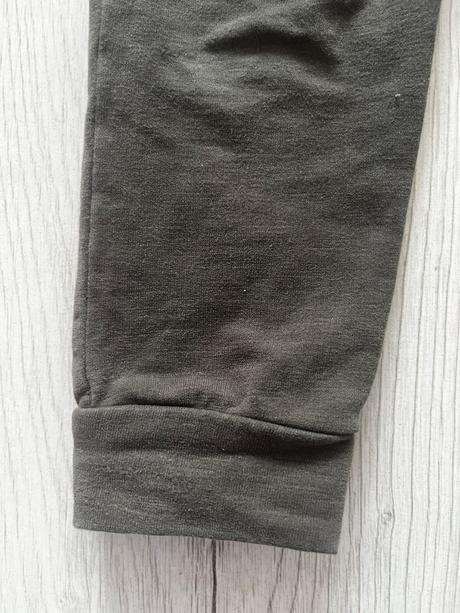 Pohodlné tepláčiky, next,92