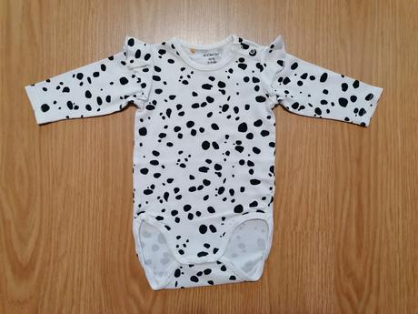 Body dalmatinec s volanikmi na pleciach, 68