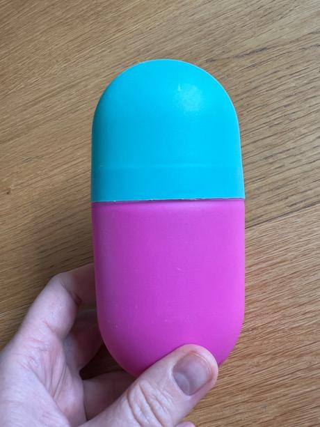 Dievcenske slnecne okuliare s puzdrom, 