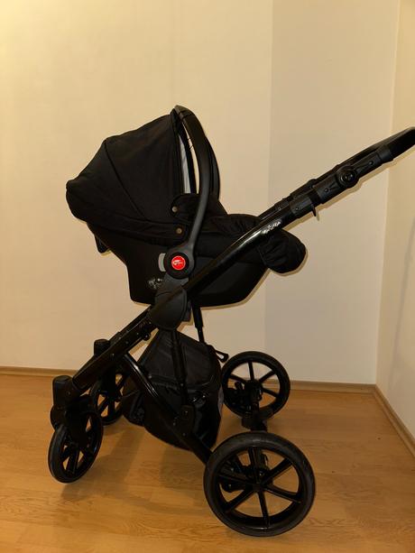 Milu kids bacio, milu kids,milu kids bacio