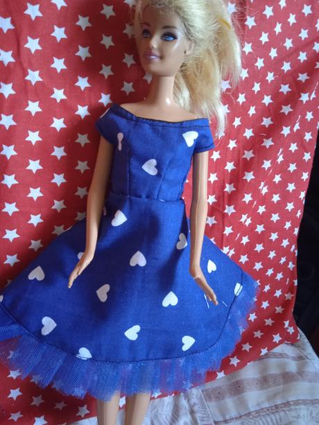 Šaty barbie,
