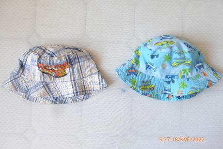 Letné klobúčiky,obvod 54cm, 