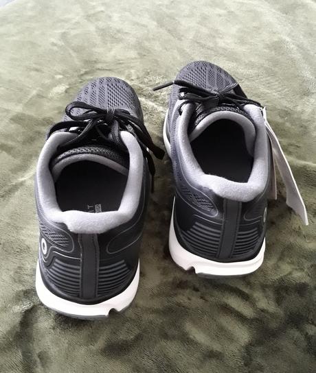 Letna sportova obuv, 44