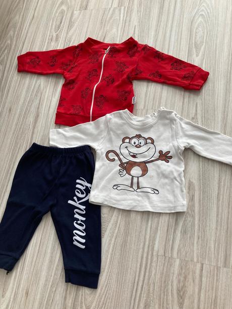 Tepláková súprava, 74