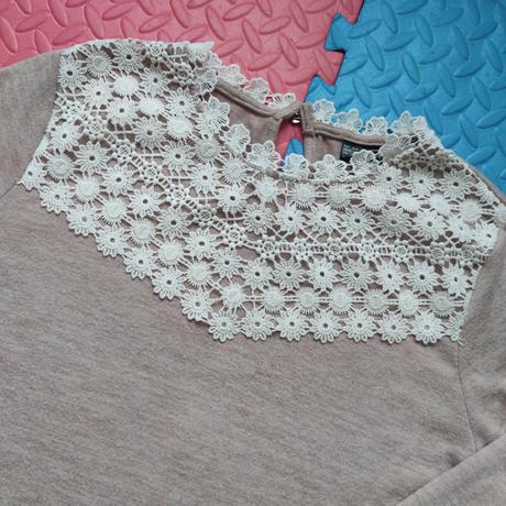 Svetrík s výšivkou, bonprix,44