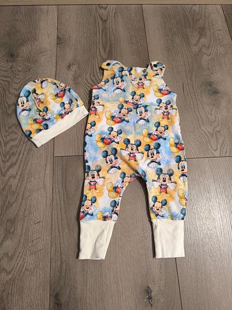 Trakačiky s čiapočkou mickeymouse, 74