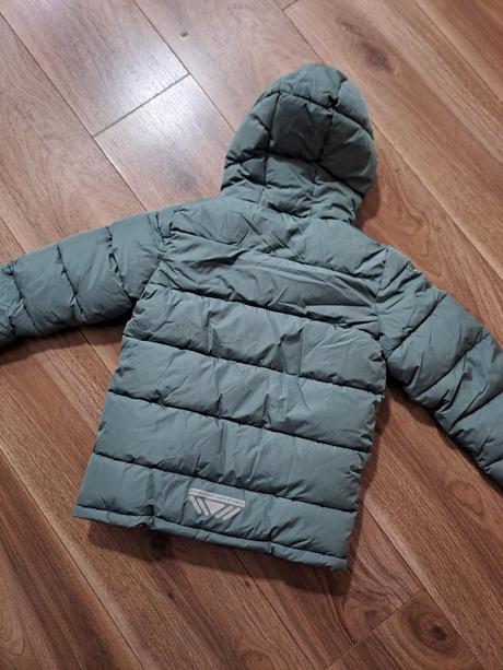 Nová zimná bunda, 128