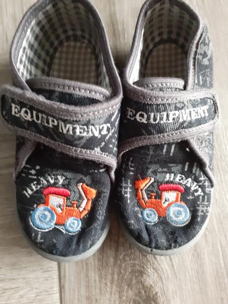 Papučky s traktorom, nazo,25