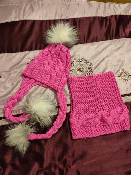 Čiapka + nákrčník, 104