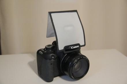 Univerzálny difuzer na vstavaný blesk pixco,