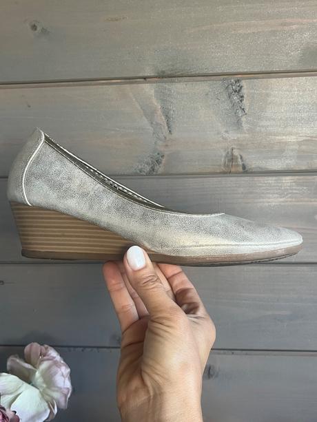 Nádherne kožene metalické poltopánky, 39