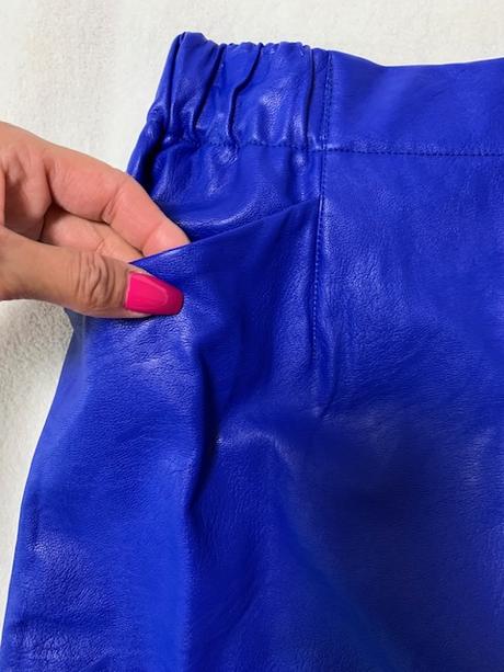 Kratšia sukňa z eko-kože s gumou v páse zn.magenta, m / s