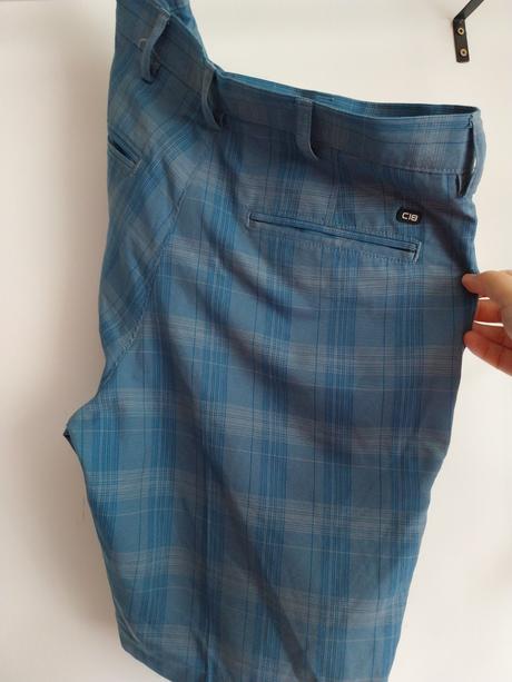 Elegantne kratasy, m