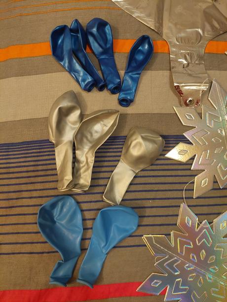 Dekorácie na detskú oslavu v štýle frozen, 