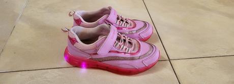 Predám tenisky sprandi, sprandi,35