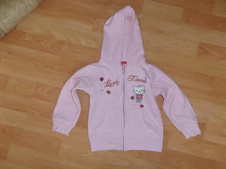 Mikinka s kapucňou, kik,92