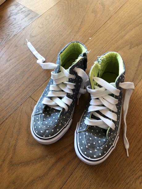 32 reserved tenisky, reserved,32