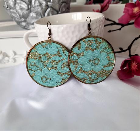 Náušnice s krajkou,