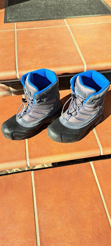 Snehule, columbia,33