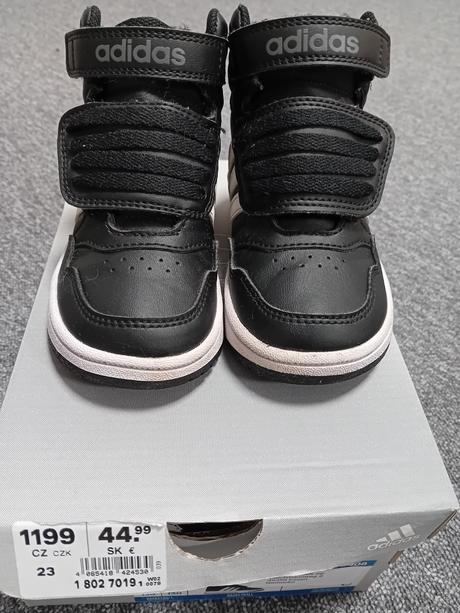 Botasky adidas, adidas,23