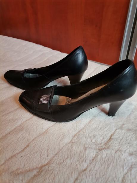 Dámske kožené lodičky, 39