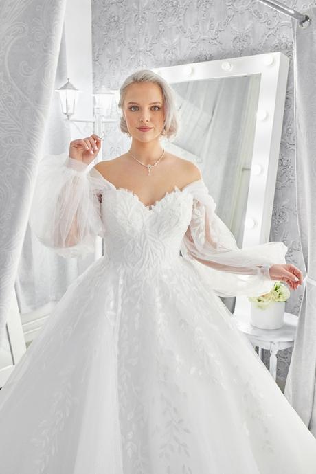 Svadobné šaty vo veľkosti m/l/xl ( sú na viazanie), l