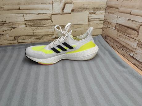 Adidas 42 2/3 - bežecké topánky, adidas,42