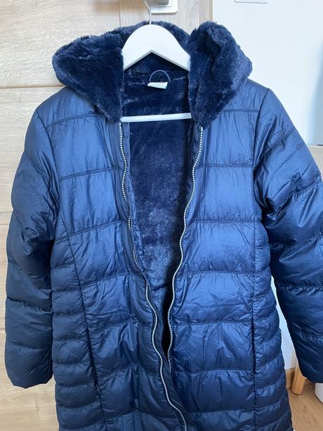 Dievcenska bunda, 158