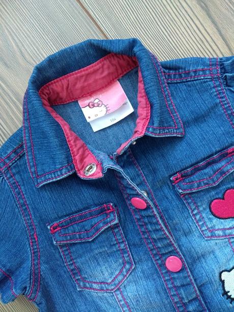 Riflové šaty hallo kitty, 104