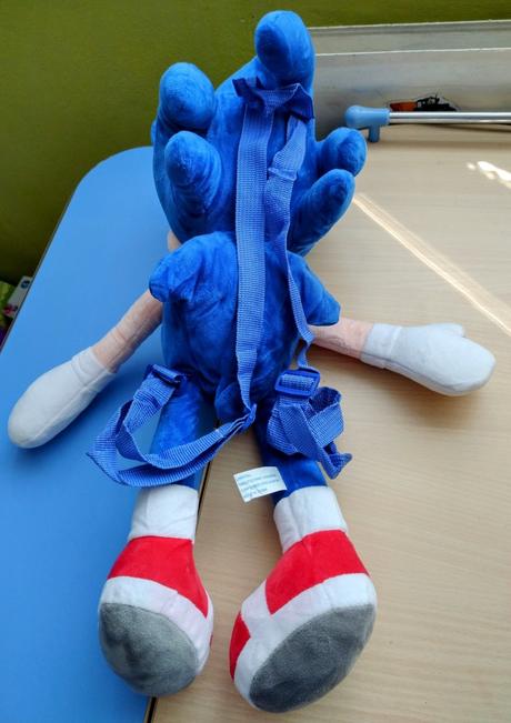 Plyšový ruksak ježko sonic, disney