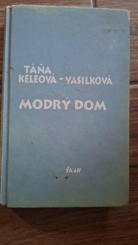 Kniha- modrý dom, 