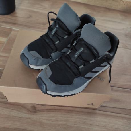 Turistické tenisky adidas, adidas,36