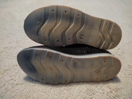 Čierne polo cizmicky, 31