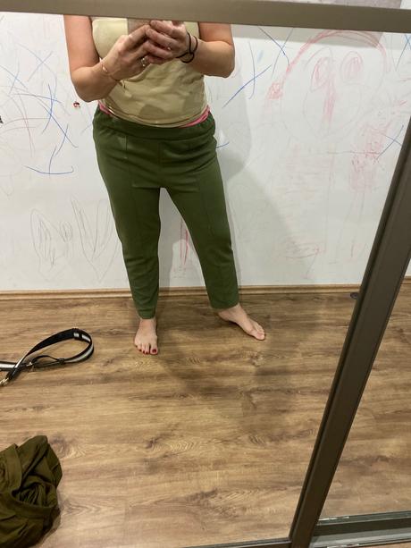 Nohavice h&m, h&m,42