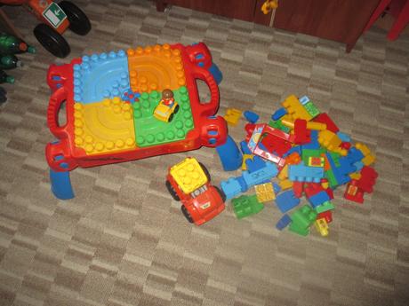 Megablocks detska stavebnica mega blocks stol, 
