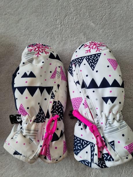 Lyžiarske rukavice waterproof, 104