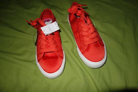 Nove platene tenisky next, next,34