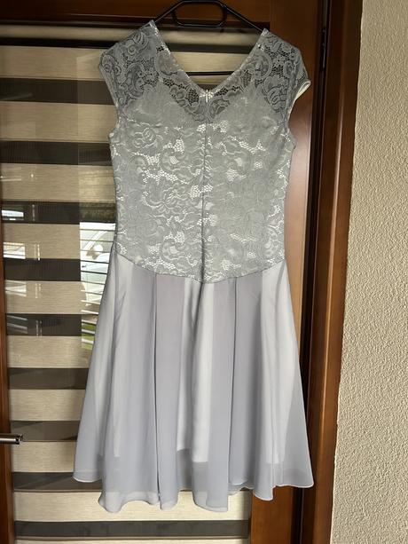 Slávnostné šaty -m, m