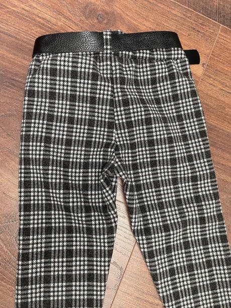 Wednesday komplet, 110